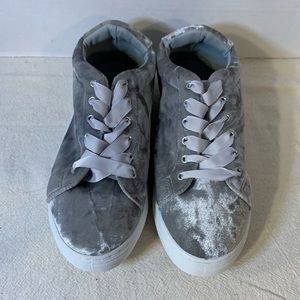 NIB: Womens Size 8 Sneakers Grey Crush Velvet by Qupid
